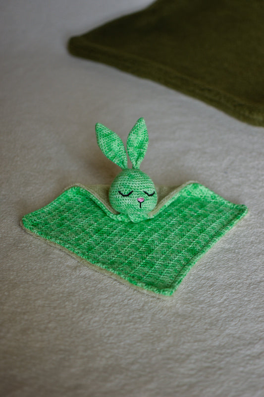 - CHIEN - Doudou Odette - Nuances de verts